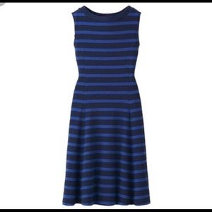 🔴Uniqlo Blue Striped Dress